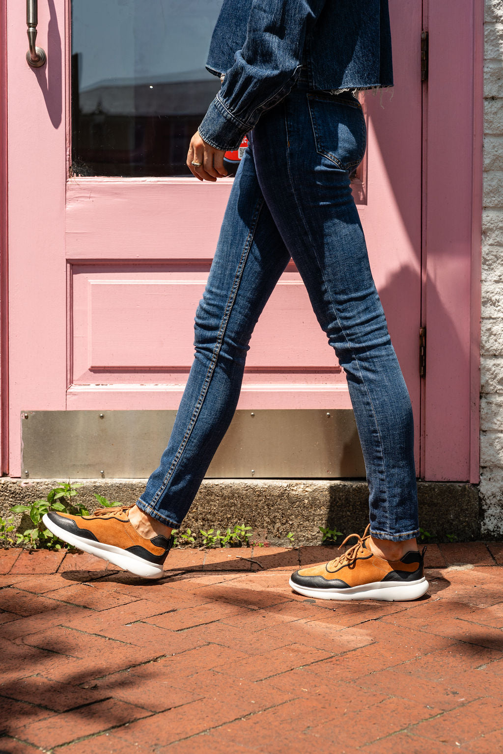 Travel Sneaker