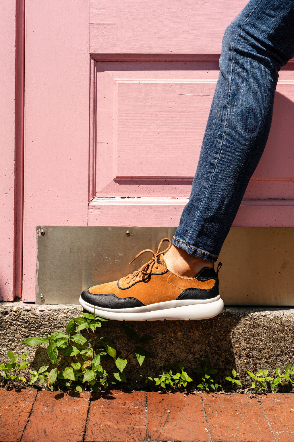 Travel Sneaker