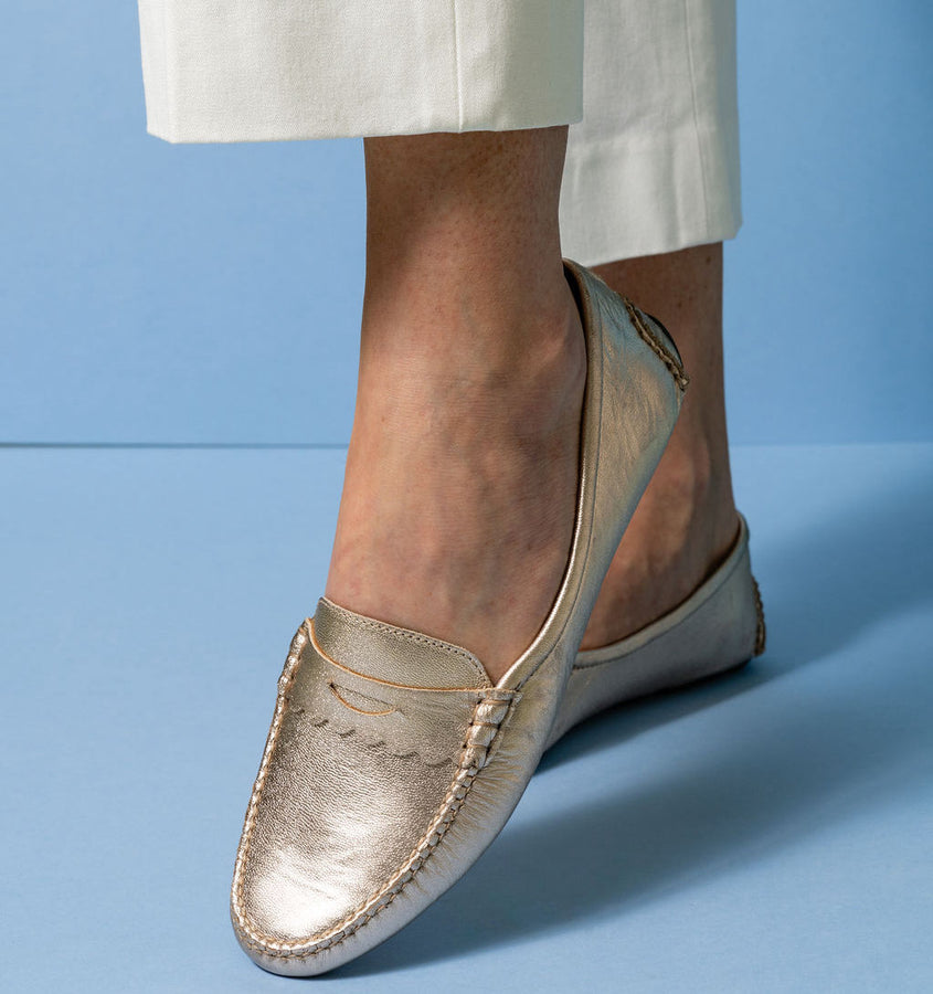 Patricia Green Janet Scalloped Penny Loafer Driving Shoe Gold / 8.5 Patricia Green Janet Scalloped Penny Loafer Driving Shoe Gold / 8.5