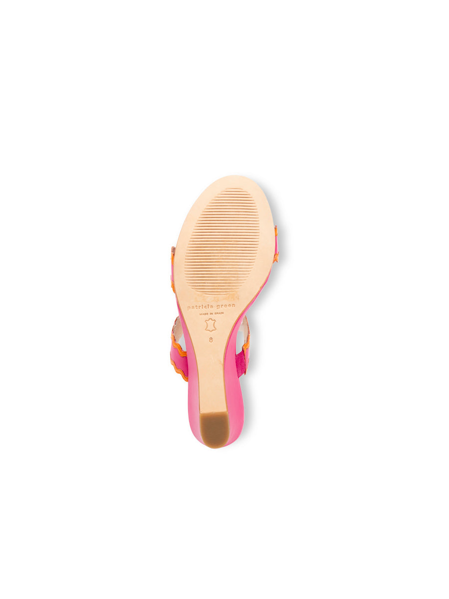 Panama Scalloped Trim Wedge